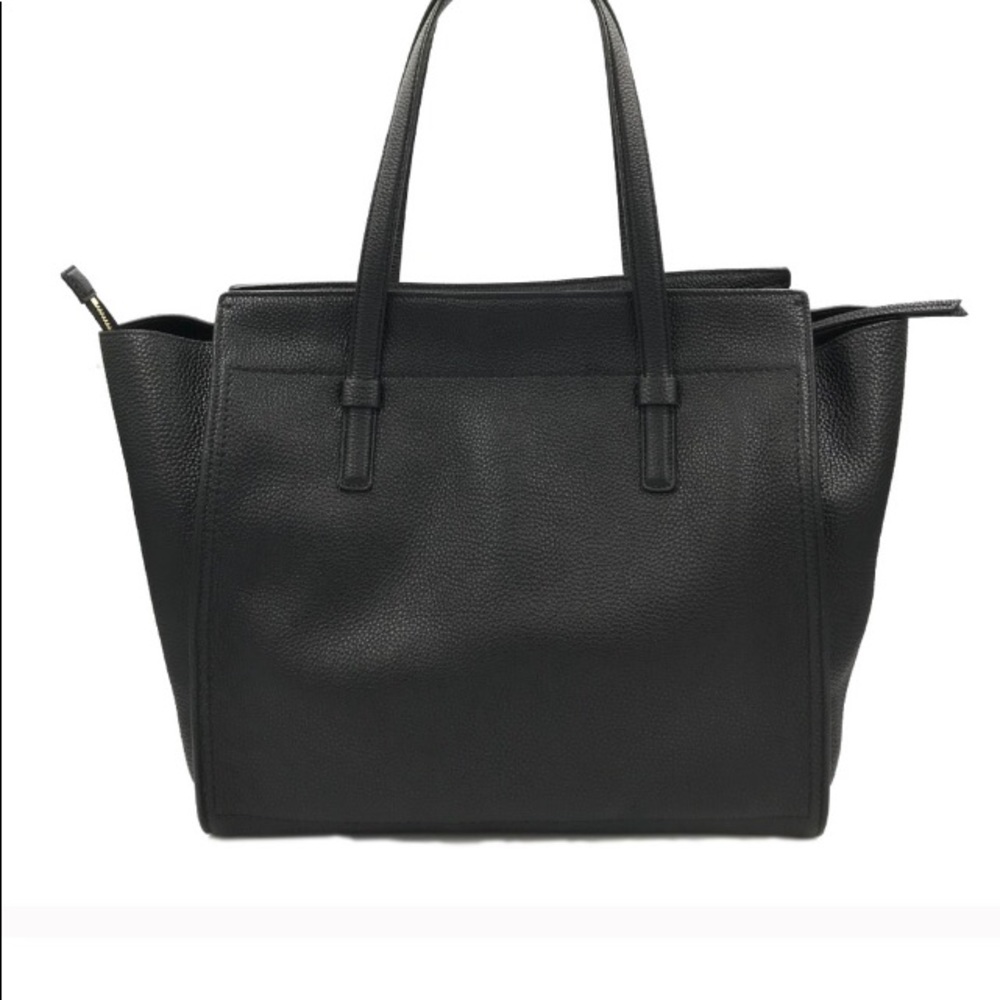 ๐๐ NWT๐HP๐Salvatore Ferragamo Amy Medium!! ๐ - Picture 3 of 8